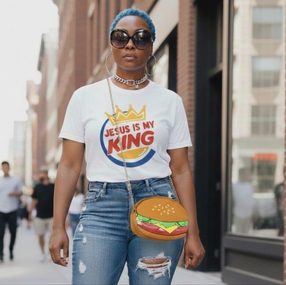 Graphic T-Shirt JESUS IS MY KING Unisex - Picture 2 of 7